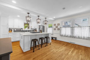 209 E Avondale Dr-9