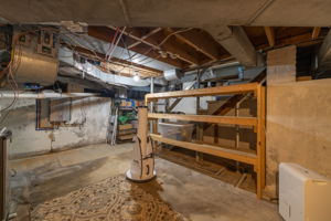 209 E Avondale Dr-31