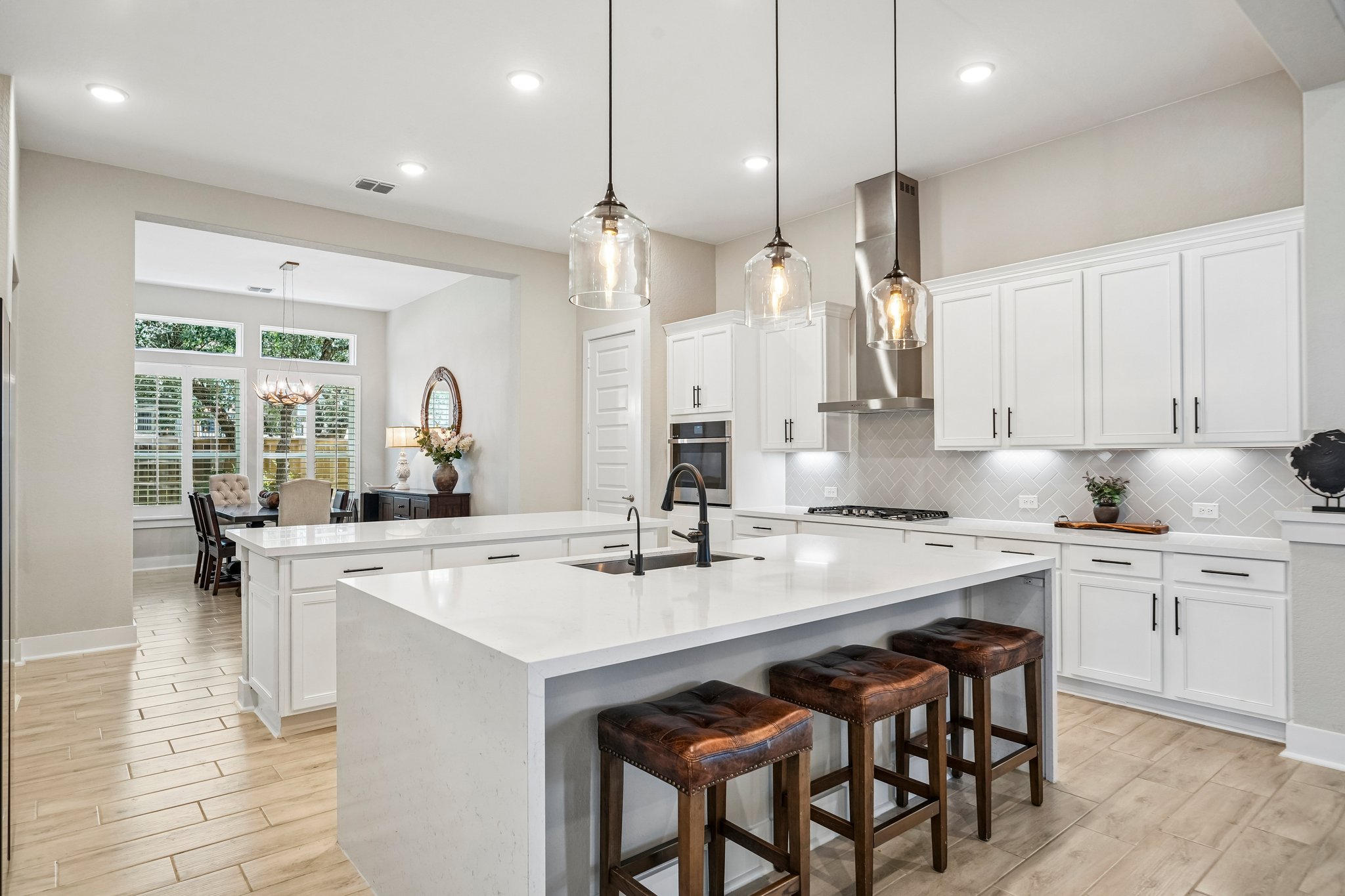 Englewood Ln-S2207-009.jpg