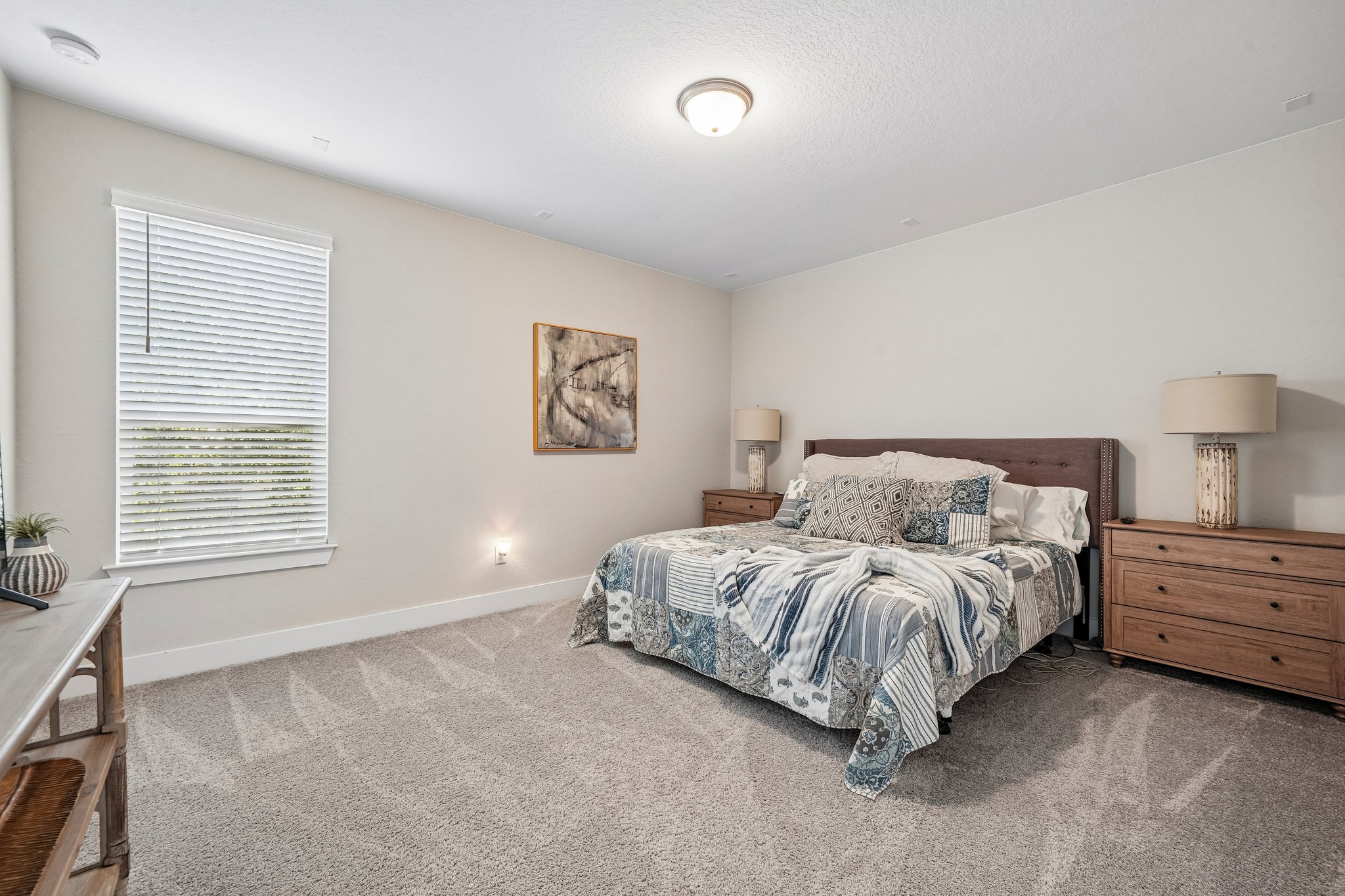 Englewood Ln-S2207-020.jpg