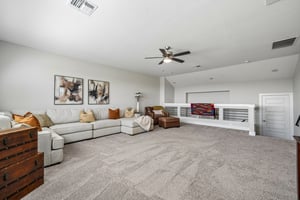 Englewood Ln-S2207-007.jpg
