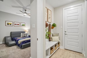 Englewood Ln-S2207-029.jpg