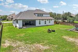 Englewood Ln-S2307-005.jpg