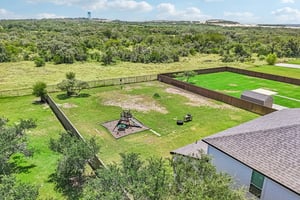 Englewood Ln-S2307-006.jpg