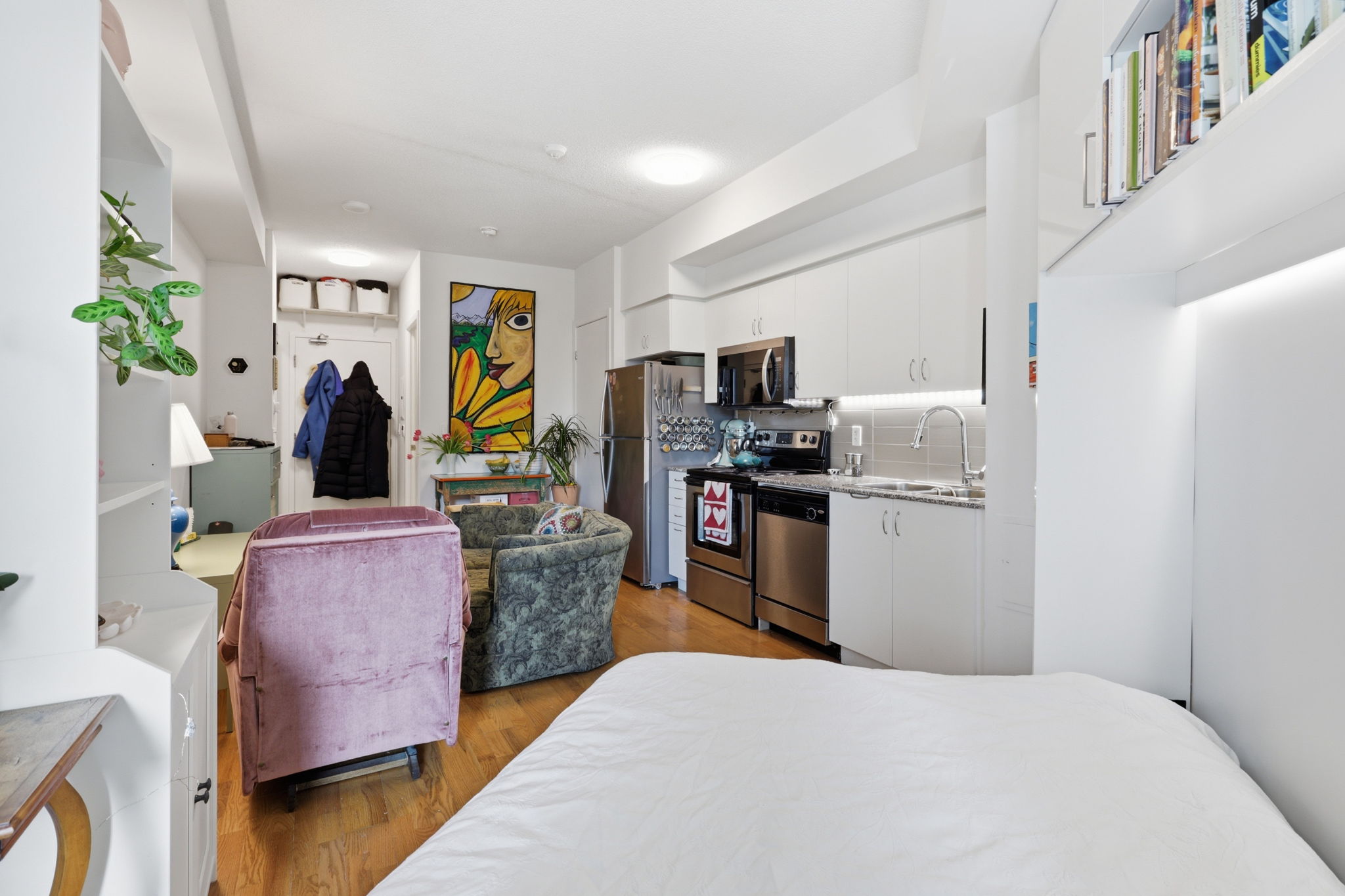 Toronto property showcase — delivered property photograph 14