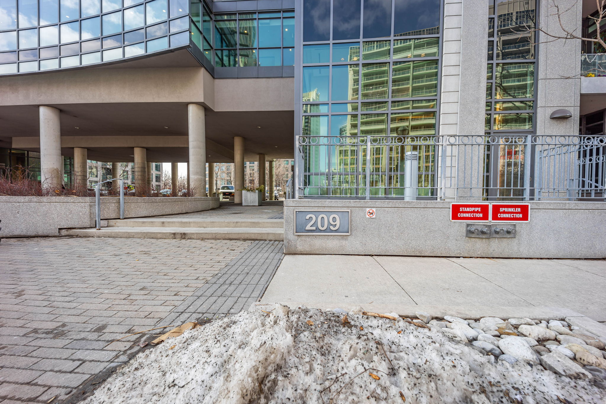 Toronto property showcase — delivered property photograph 3