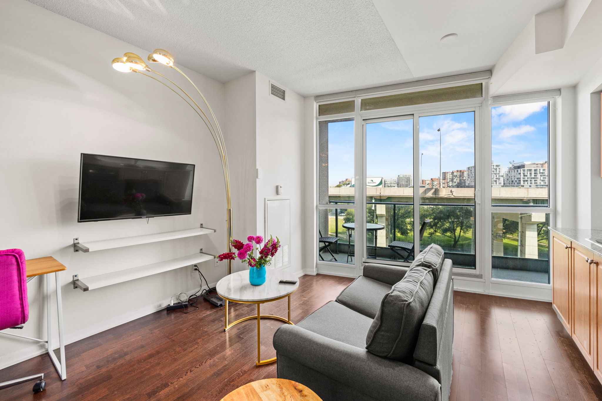 Toronto property showcase — delivered property photograph 4