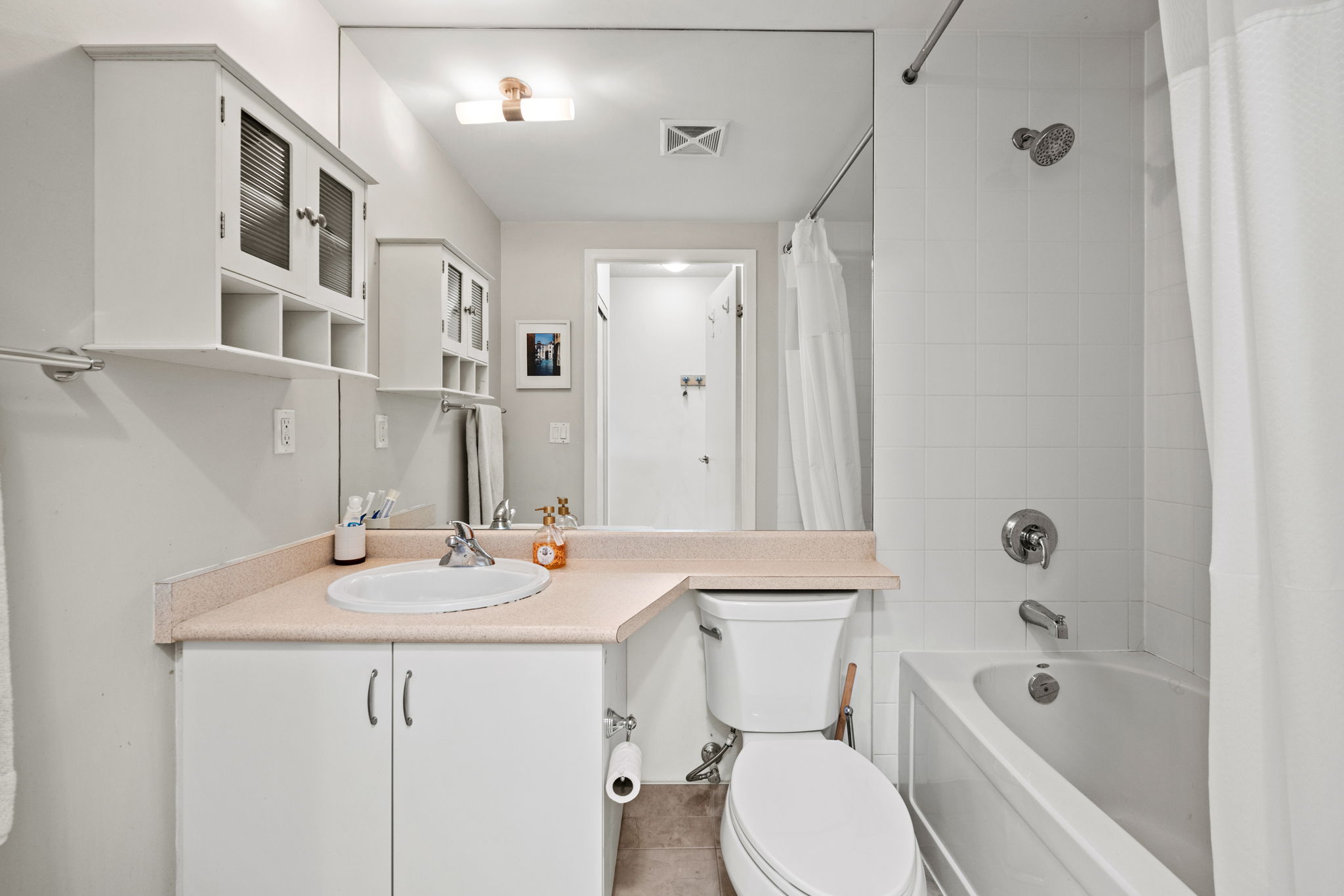 Toronto property showcase — delivered property photograph 8