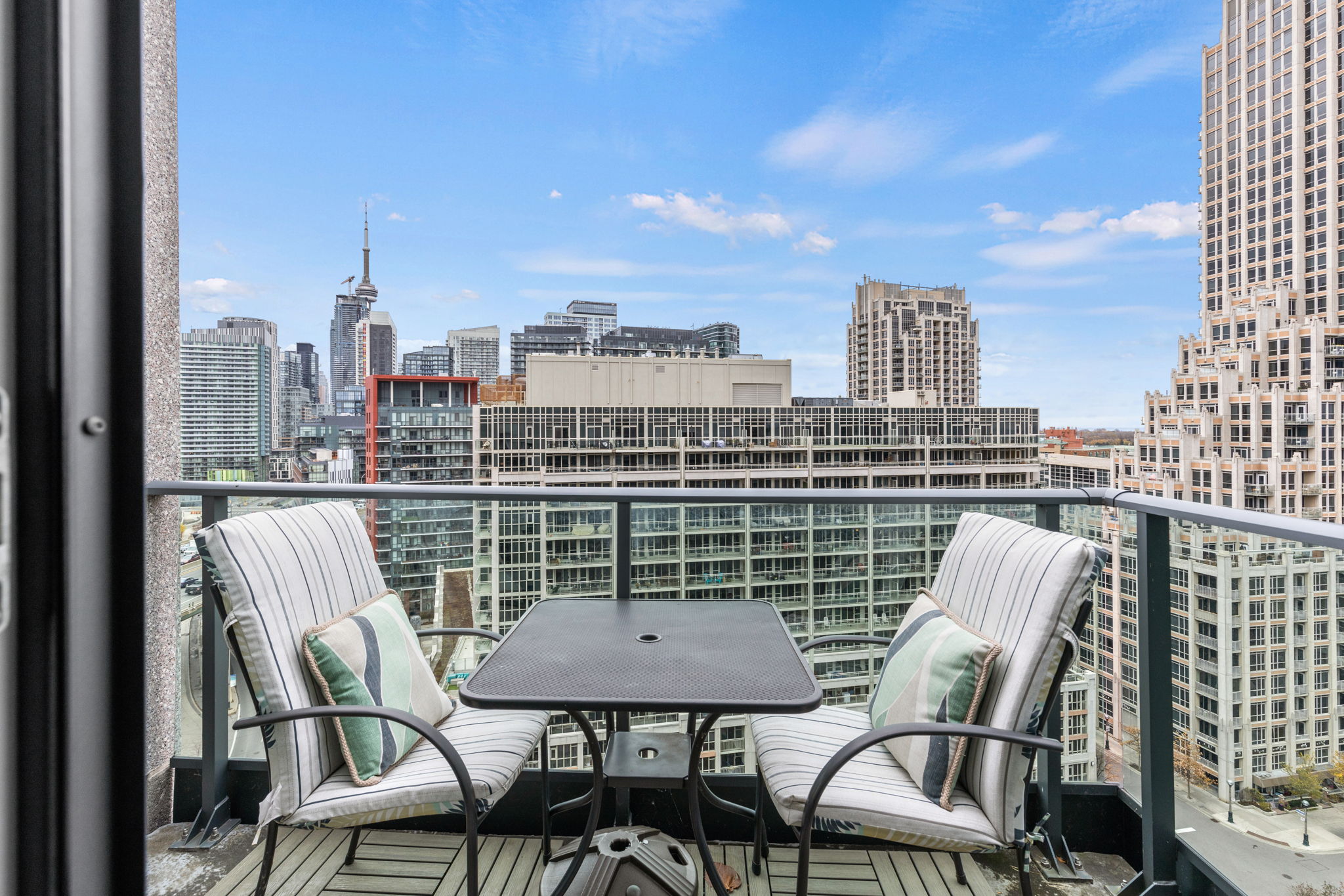 Toronto property showcase — delivered property photograph 24