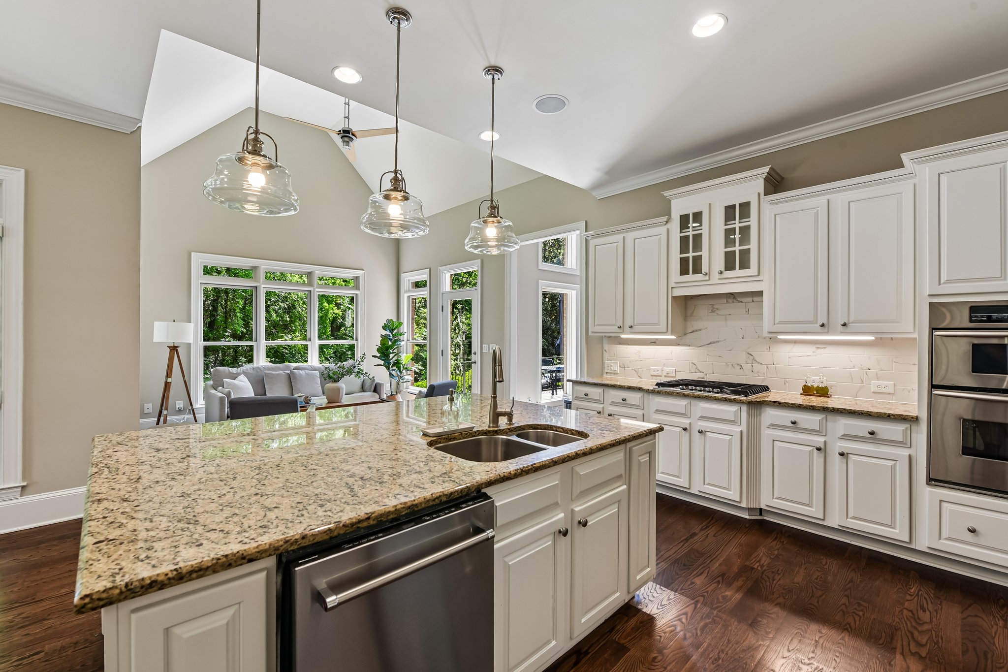 Glenmoor Dr-S2604-014.jpg