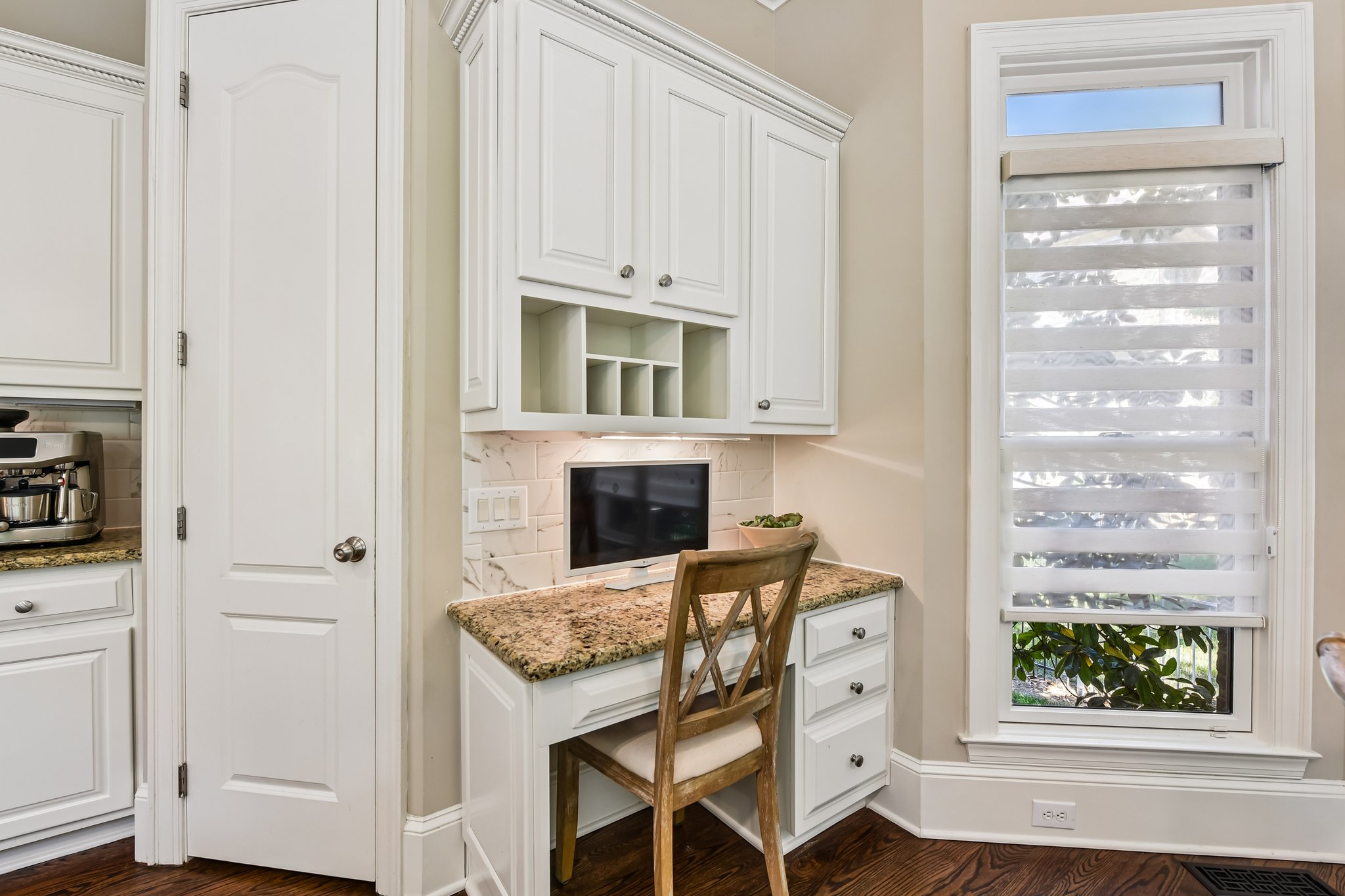 Glenmoor Dr-S2604-015.jpg