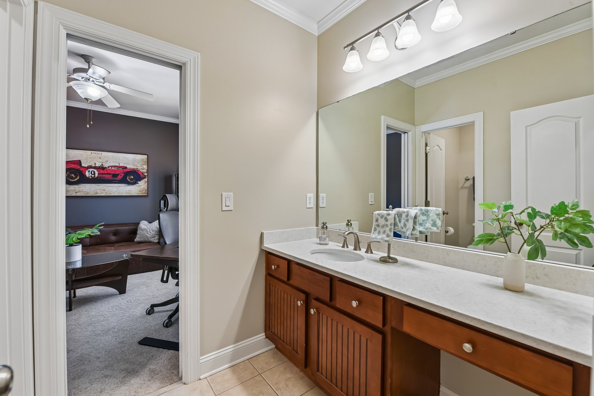 Glenmoor Dr-S2604-038.jpg