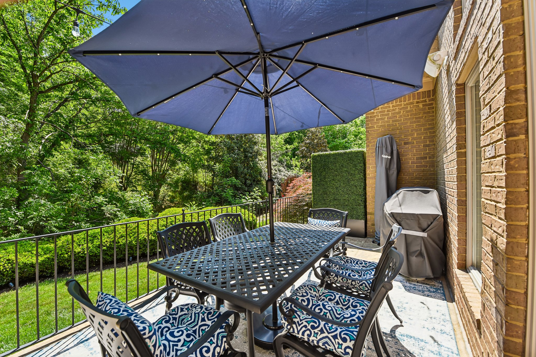 Glenmoor Dr-S2604-047.jpg