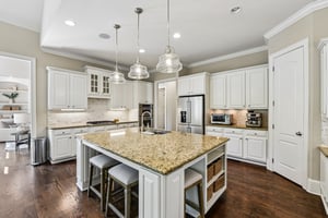 Glenmoor Dr-S2604-013.jpg