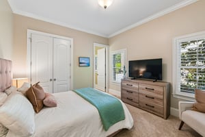 Glenmoor Dr-S2604-026.jpg