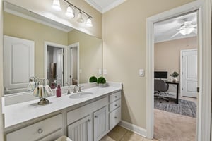 Glenmoor Dr-S2604-036.jpg