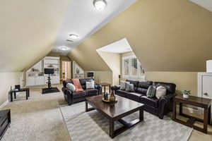 Glenmoor Dr-S2604-041.jpg