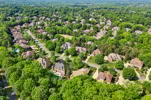 Glenmoor Dr-S2604-054.jpg