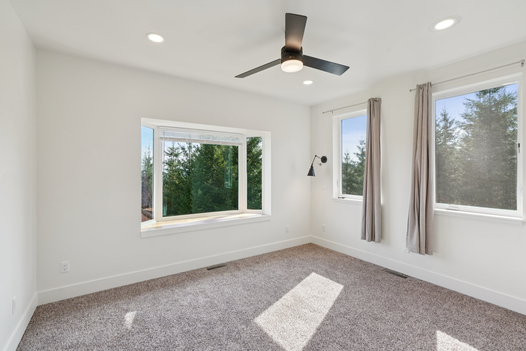 High Bank Ln-S0604-035.jpg