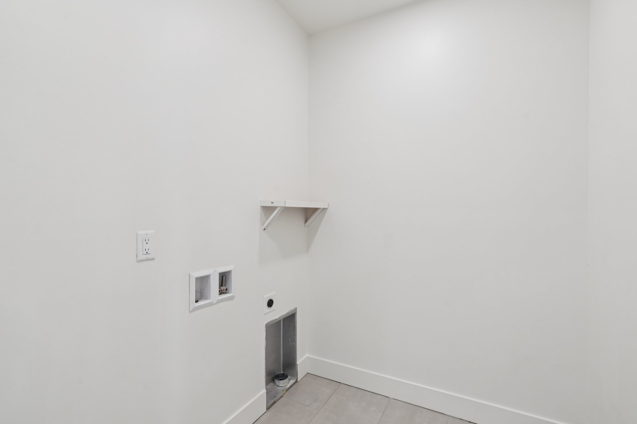 High Bank Ln-S0604-054.jpg