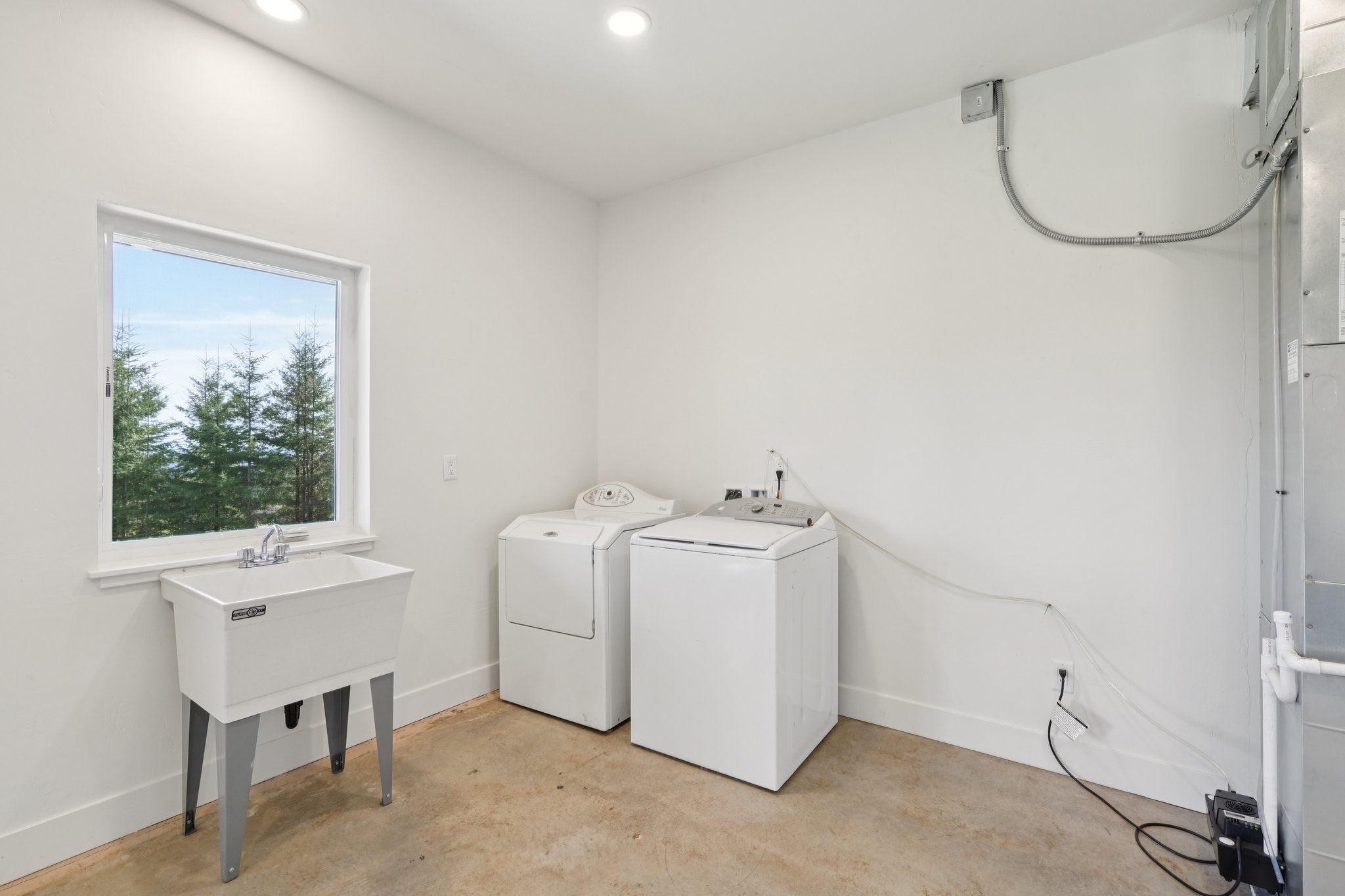 High Bank Ln-S0604-058.jpg