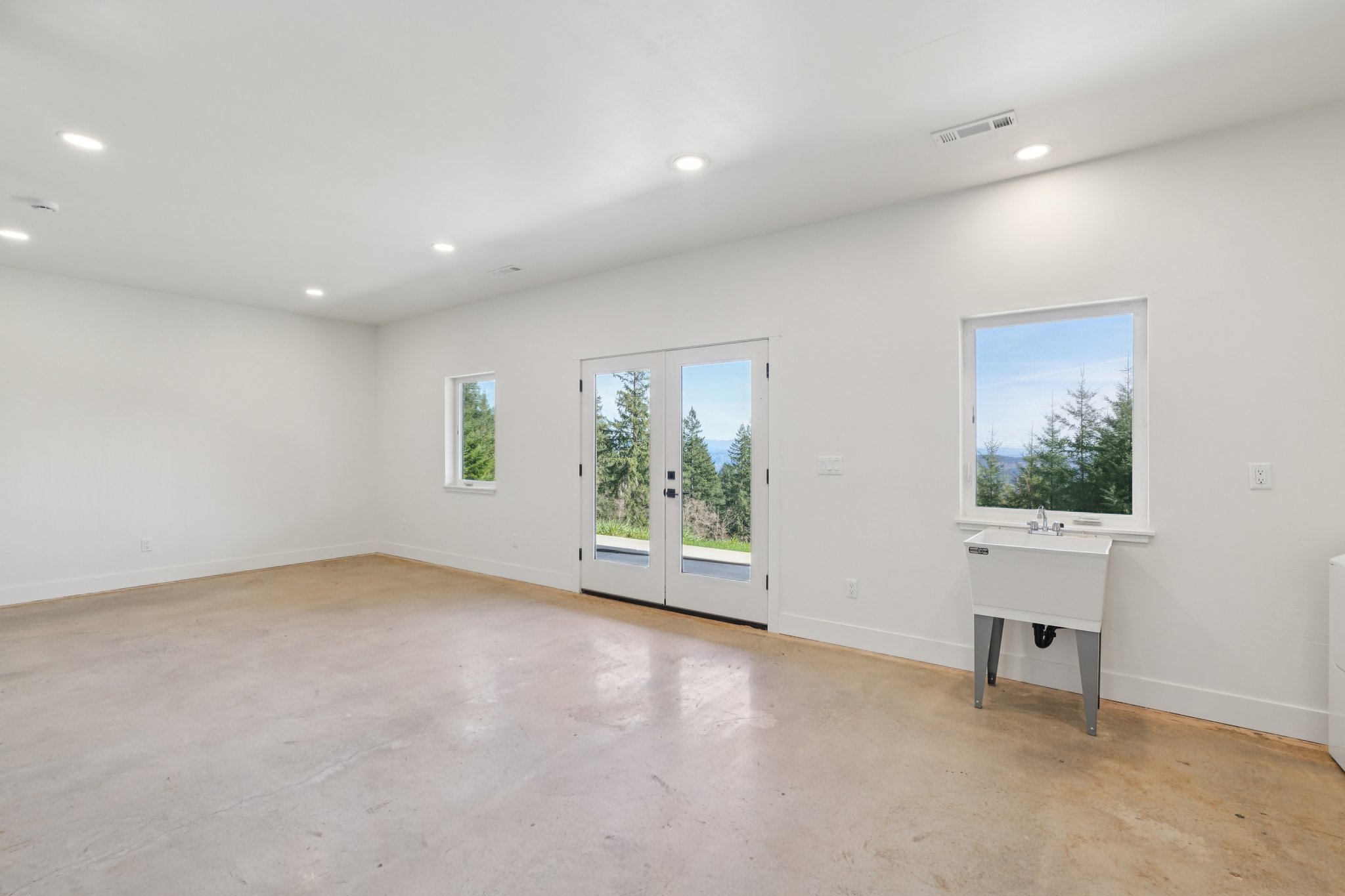 High Bank Ln-S0604-059.jpg