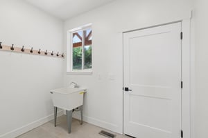 High Bank Ln-S0604-052.jpg