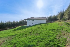 High Bank Ln-S0604-082.jpg