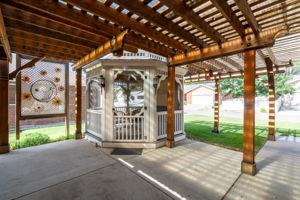  Photo 48