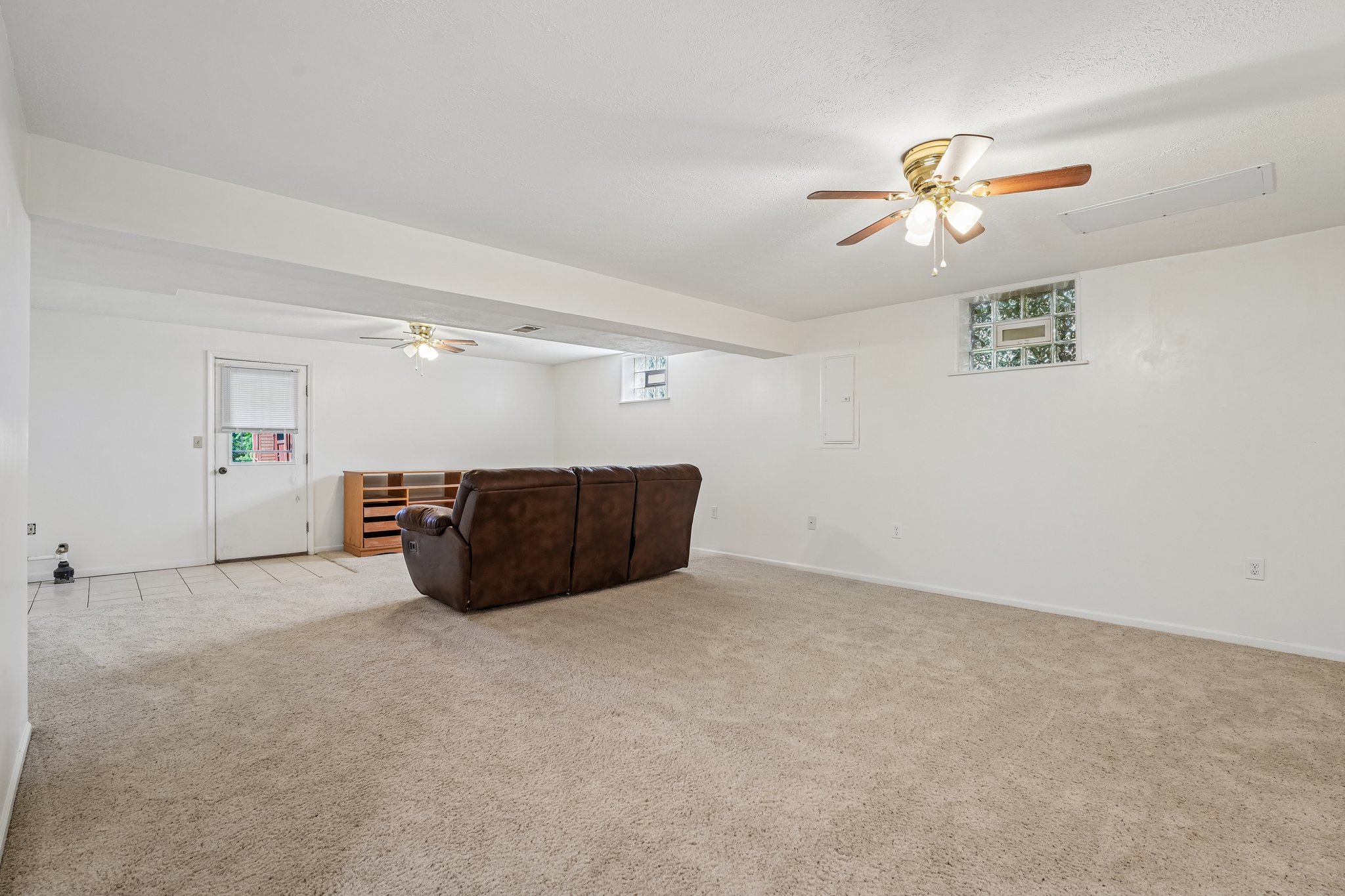 Jaclyn Dr-S0707-007.jpg