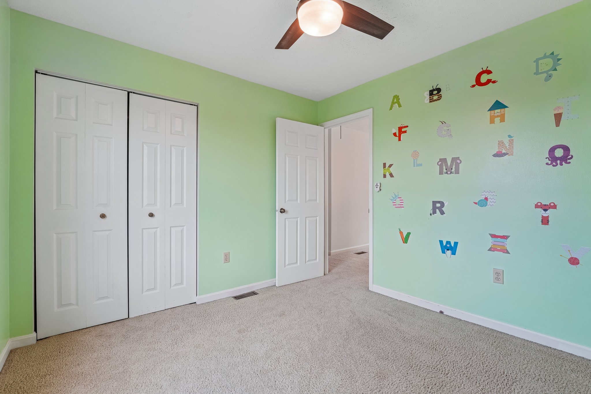 Jaclyn Dr-S0707-045.jpg