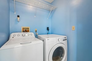 Jaclyn Dr-S0707-037.jpg