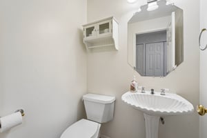 Jaclyn Dr-S0707-039.jpg
