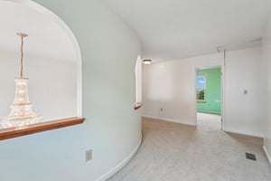 Jaclyn Dr-S0707-043.jpg
