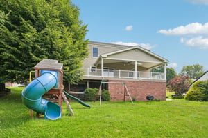Jaclyn Dr-S0707-058.jpg