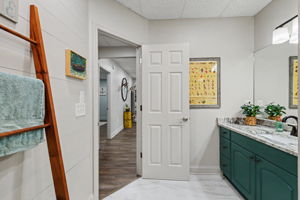  Photo 43