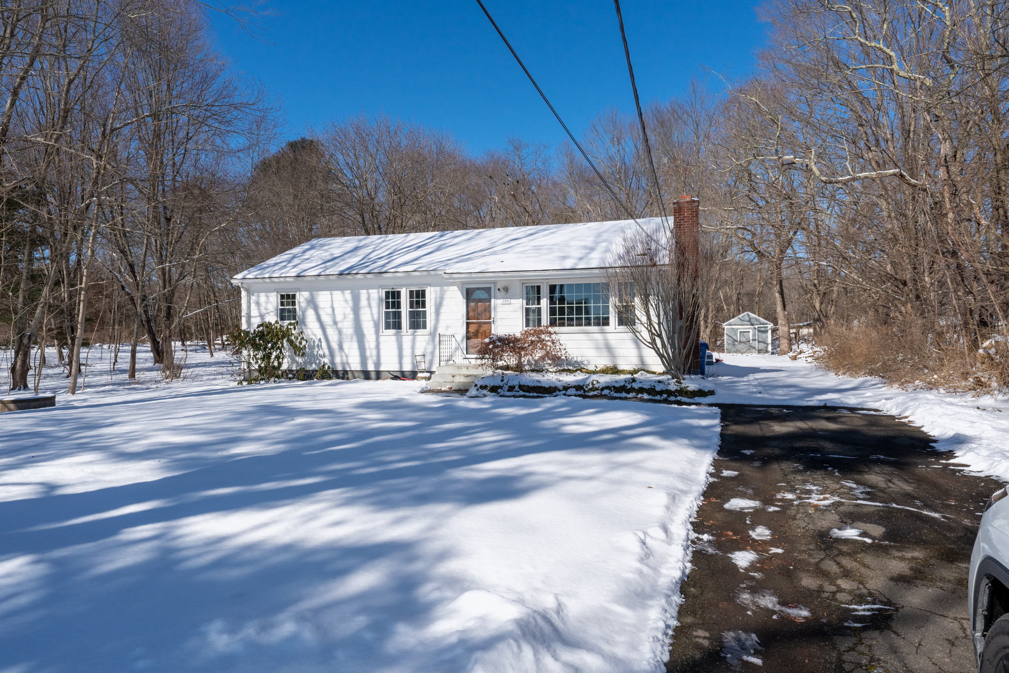 209 Pleasant Valley Rd, Mansfield Center, CT 06250, USA Photo 1