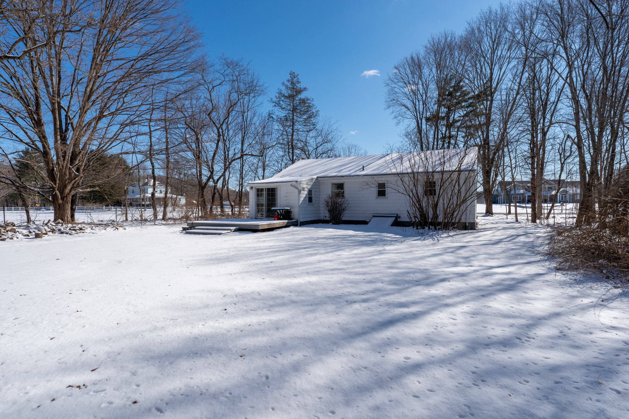 209 Pleasant Valley Rd, Mansfield Center, CT 06250, USA Photo 10