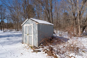 209 Pleasant Valley Rd, Mansfield Center, CT 06250, USA Photo 8