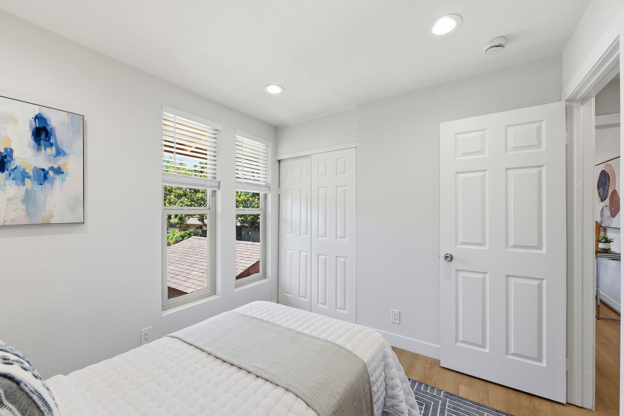032_F8_209 Red Oak Dr