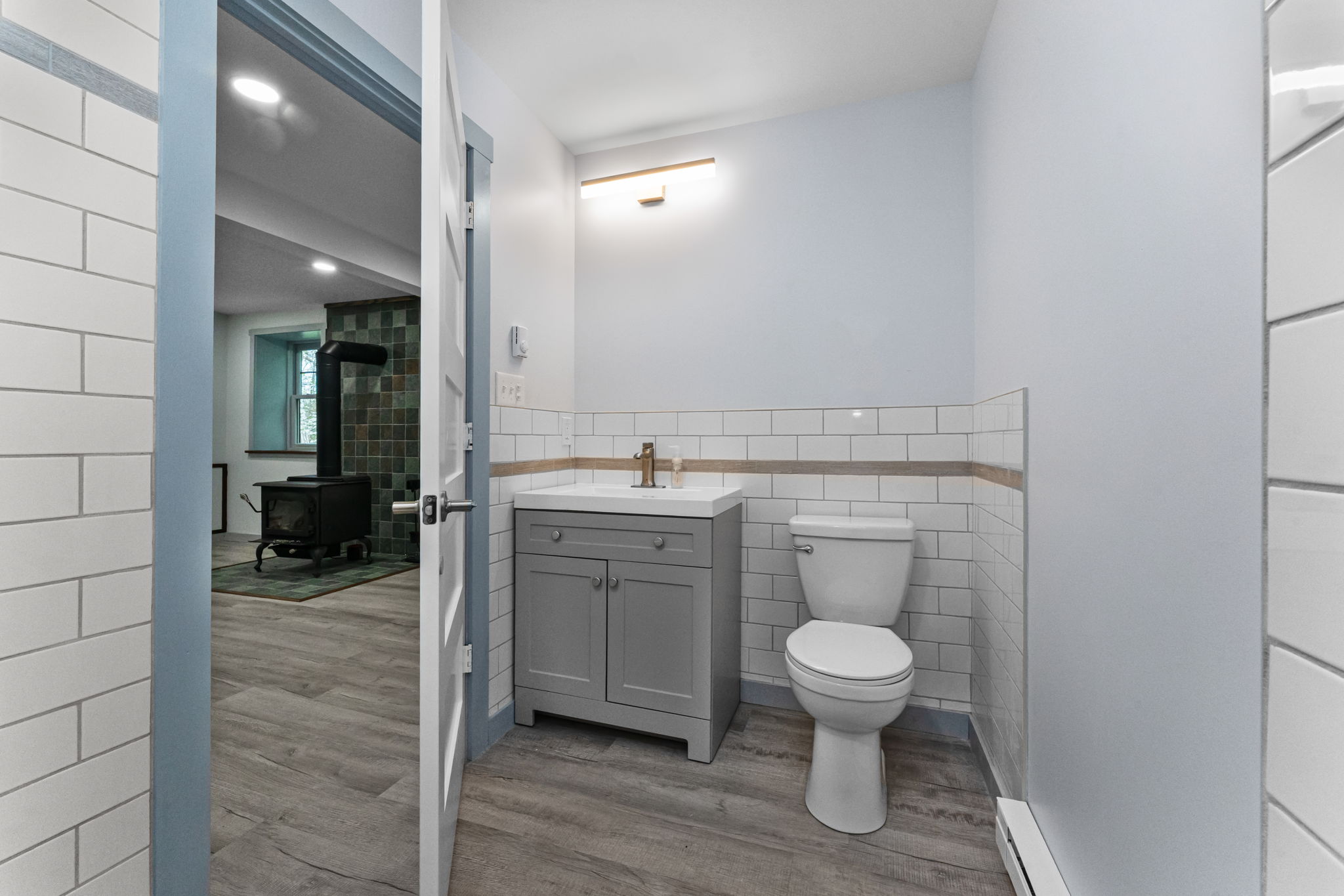 Lower Level Full Bathroom