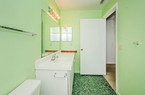 Primary Bathroom1B