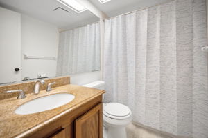 Bathroom2