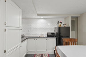  Photo 49