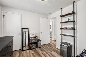 22nd Ave-S0205-030.jpg