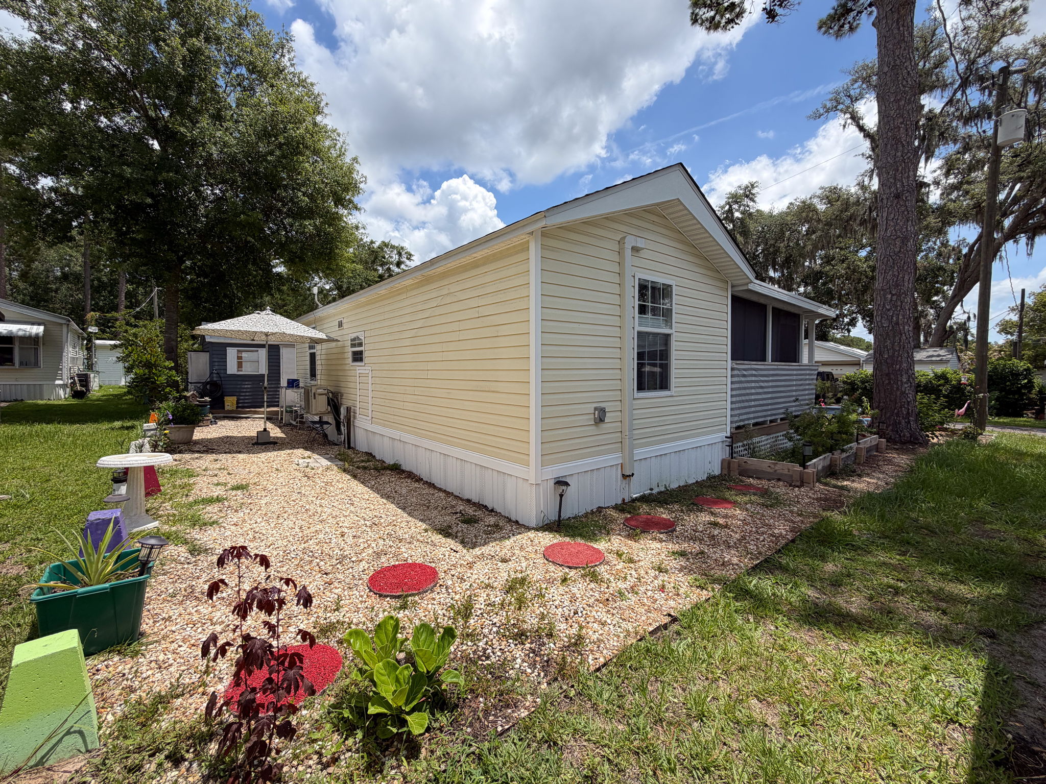  Photo 42