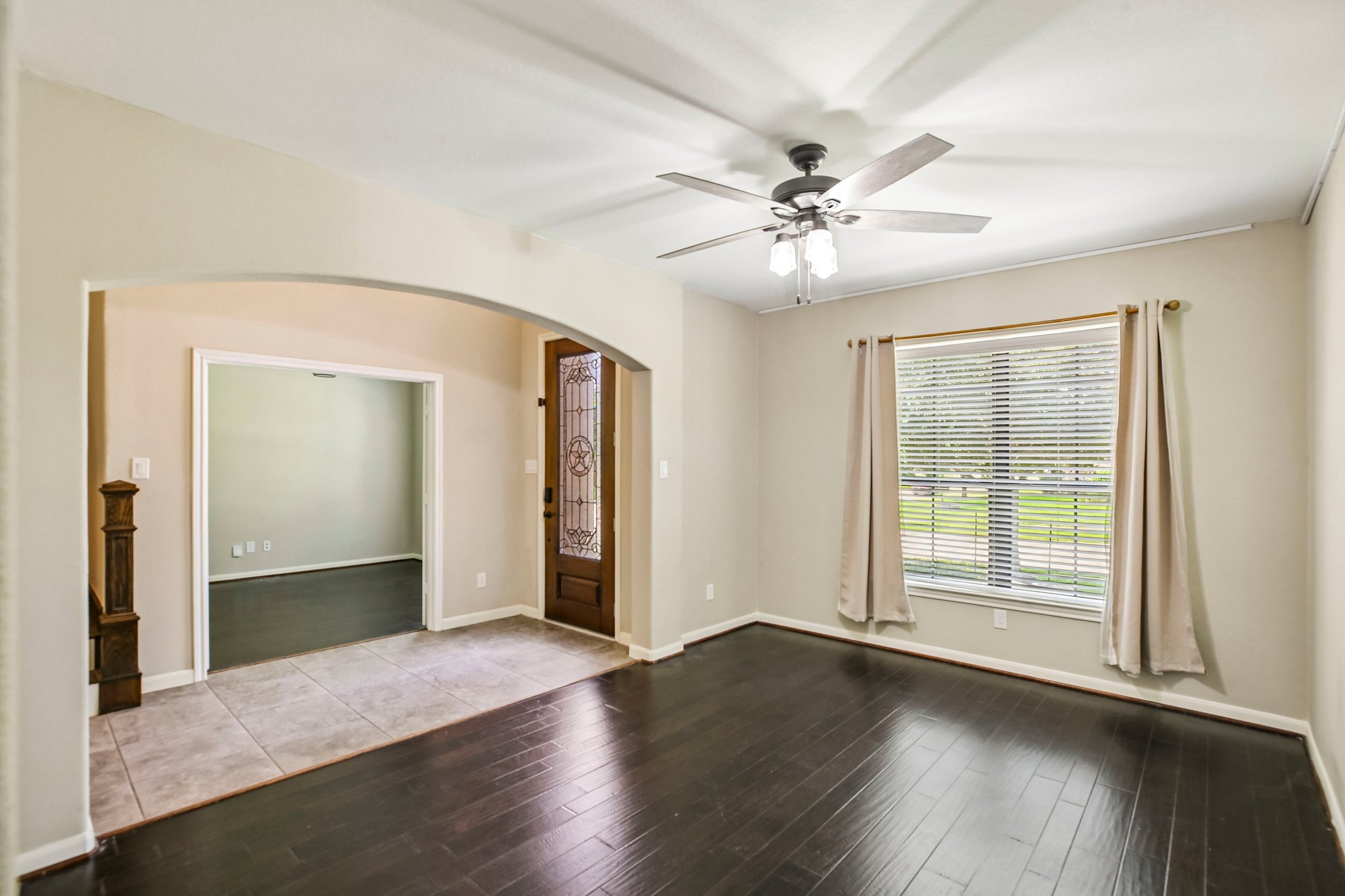 Warwickshire Dr-S2407-017.jpg