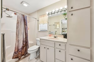 Oak Dale Dr-S2708-037.jpg