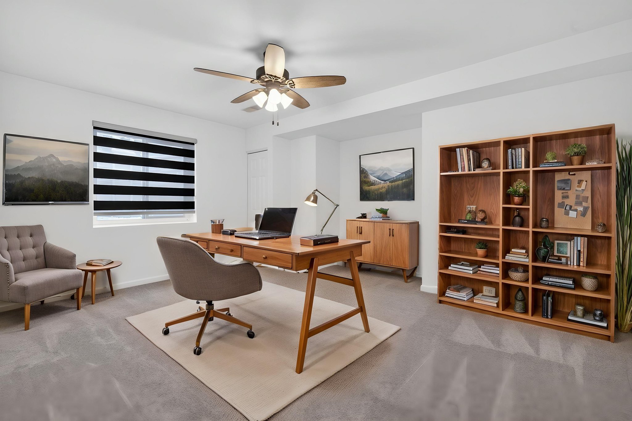 DSC06107 virtually staged.jpeg