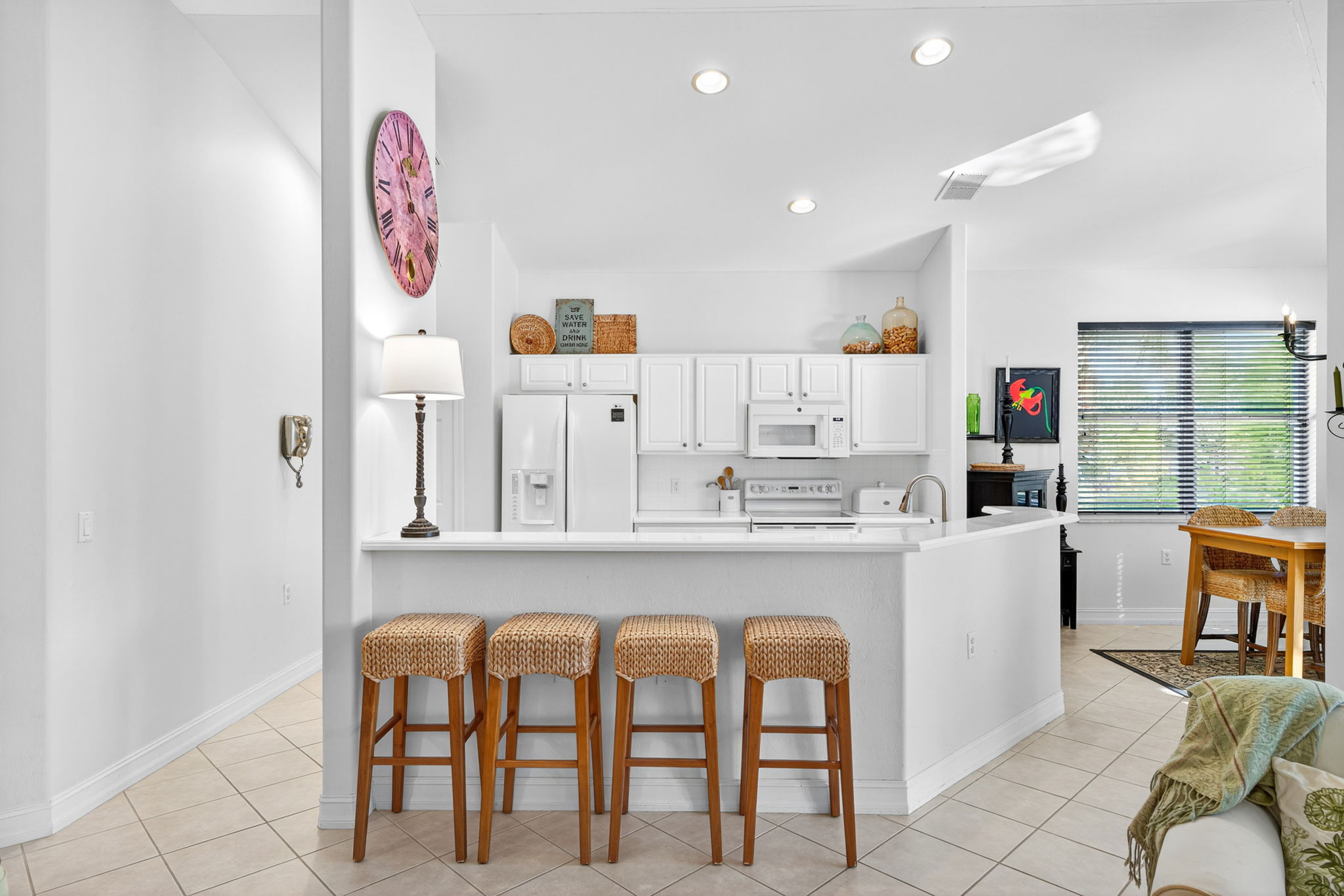 Breakfast Bar 2 of 2